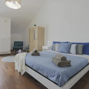 https://nolo-uptown-milano.it-lombardy.com
